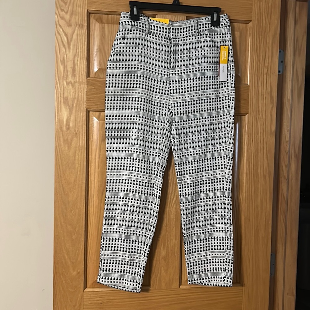 Black and white ankle slacks size 2 by Merona